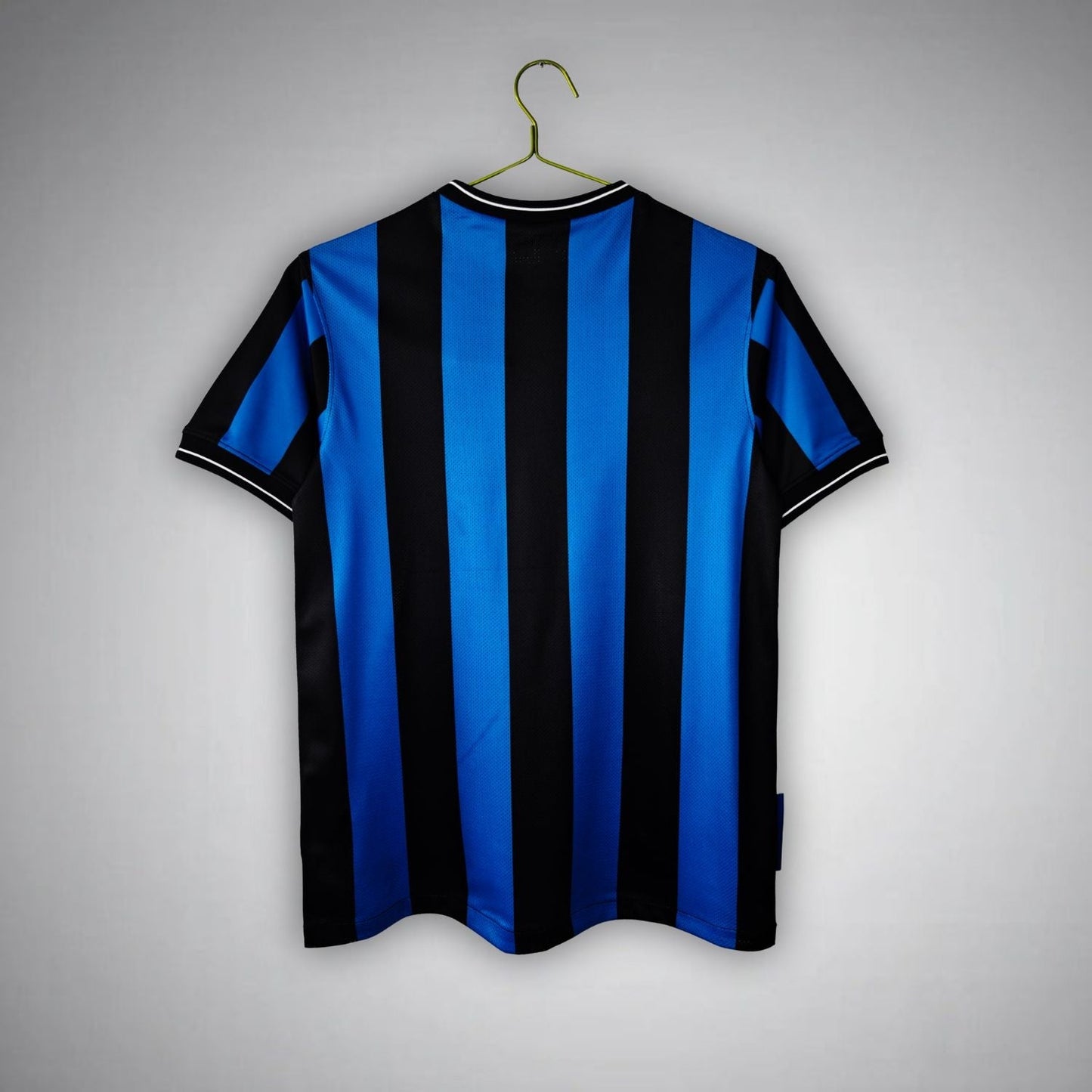 09/10 Inter Milan Home Kit - Premium Quality Jersey at FootballPrestige.com