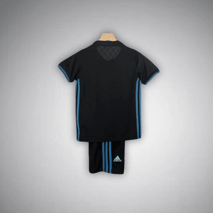 17/18 Real Madrid Away Premium Kids Size Kit from FootballPrestige.shop - Premium Concept kits