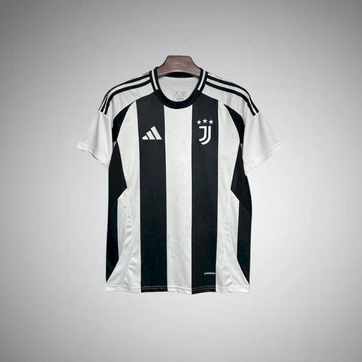 24/25 Juventus Home Kit from FootballPrestige.shop - Premium Concept kits