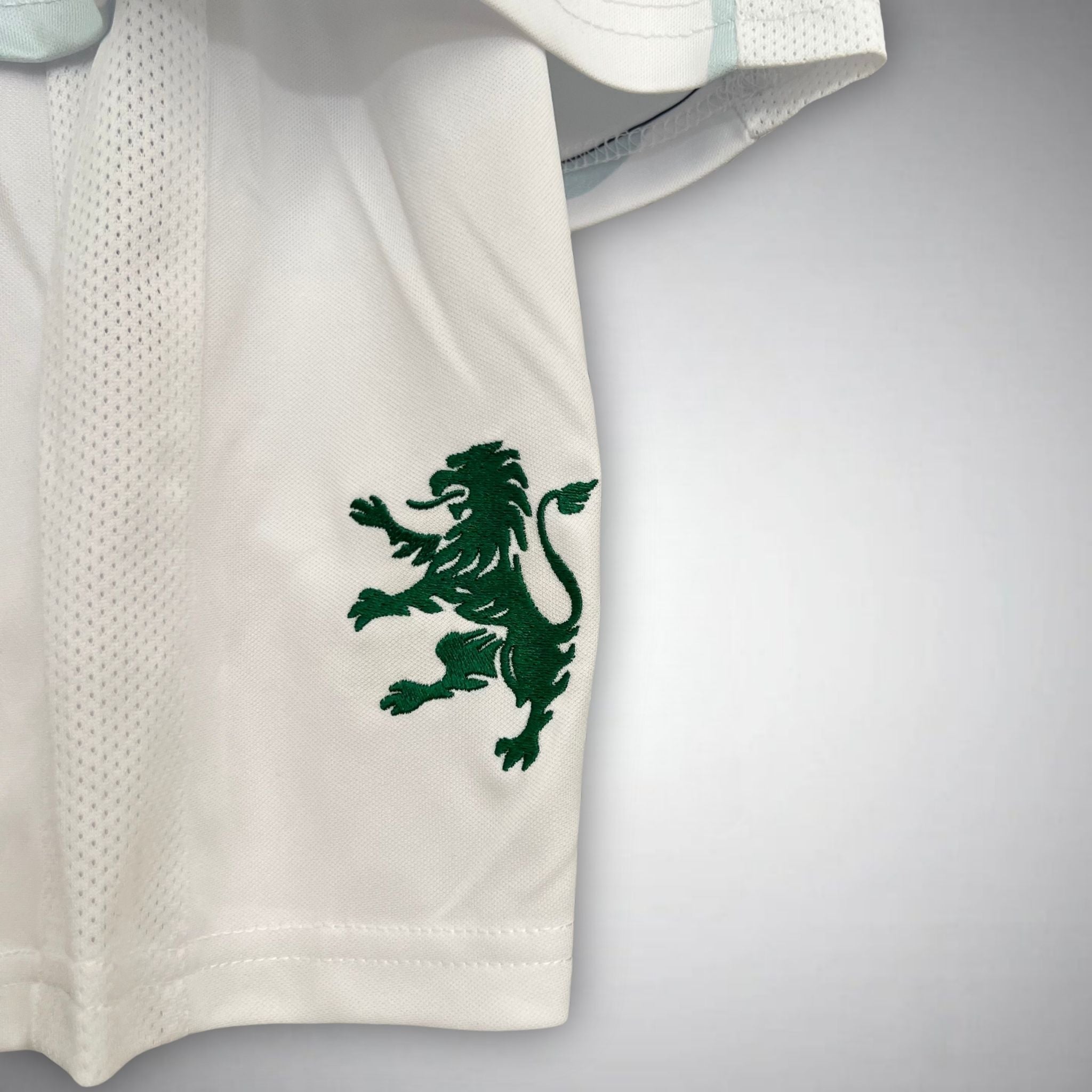 25/26 Sporting CP Fourth Kids Size Kit from FootballPrestige.shop - Premium Concept kits