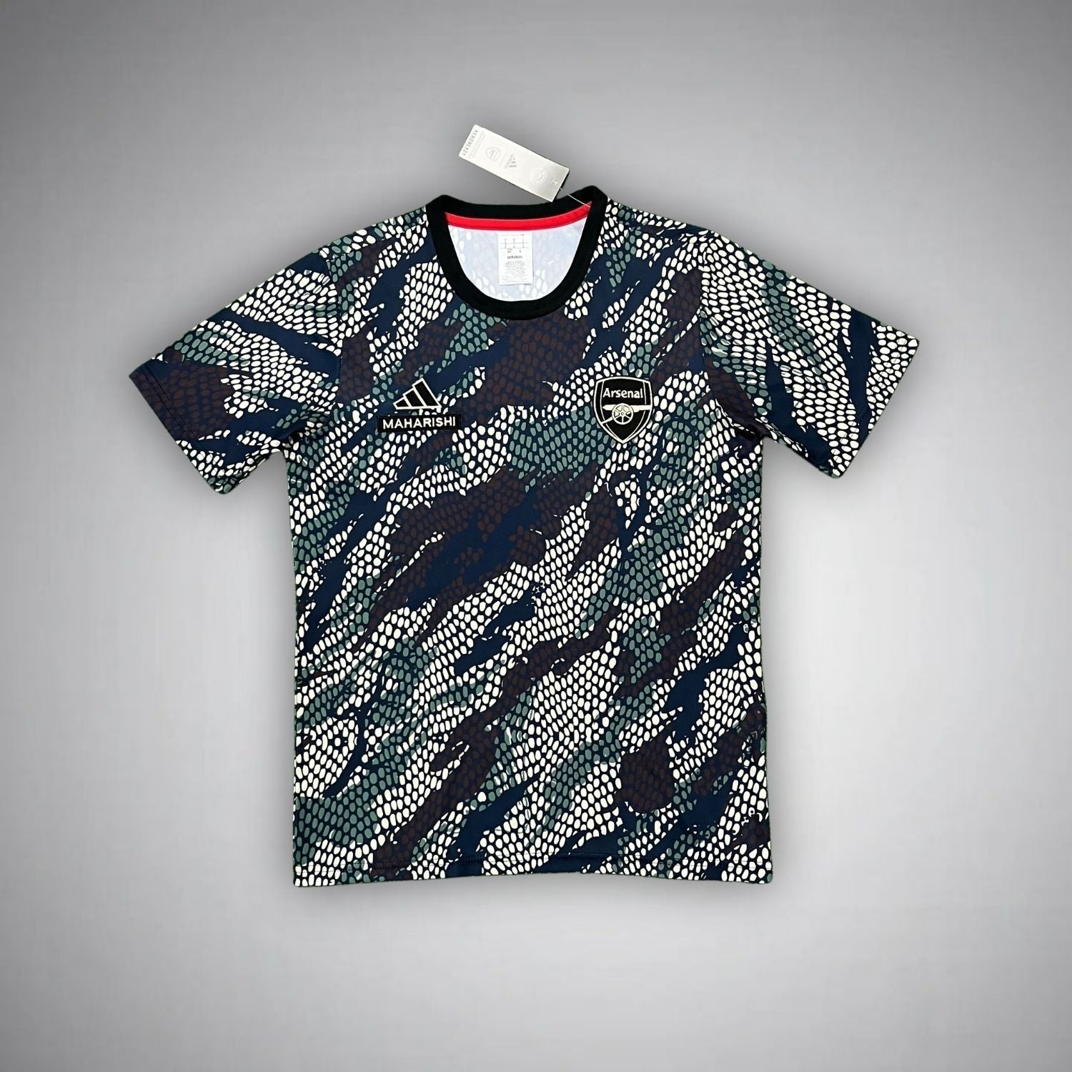 Arsenal "Serpent Strike" Premium Kit from FootballPrestige.shop - Premium Concept kits