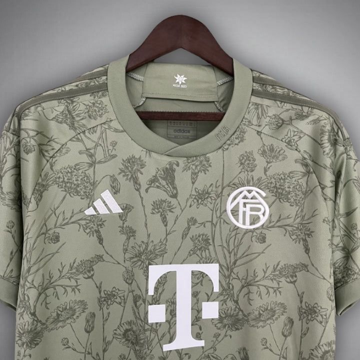 FC Bayern "Centurion" Premium Kit from FootballPrestige.shop - Premium Concept kits