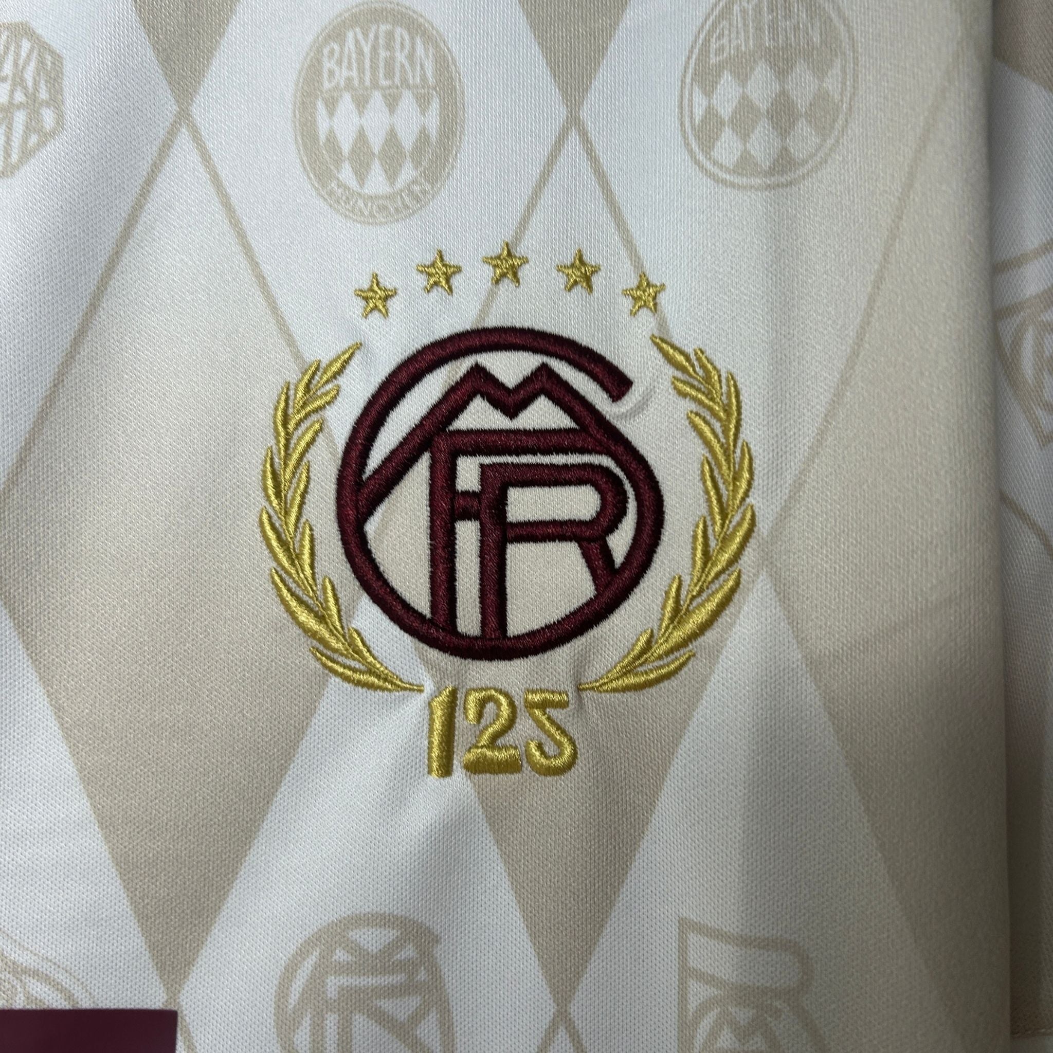 FC Bayern "Die Krone" Premium Kit from FootballPrestige.shop - Premium Concept kits