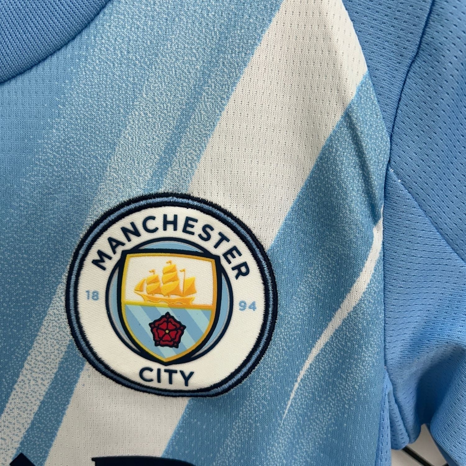25/26 Manchester City Home Kids Size Kit from FootballPrestige.shop - Premium Concept kits