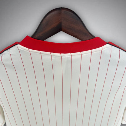 SL Benfica "Retro Stripes" Premium Kit