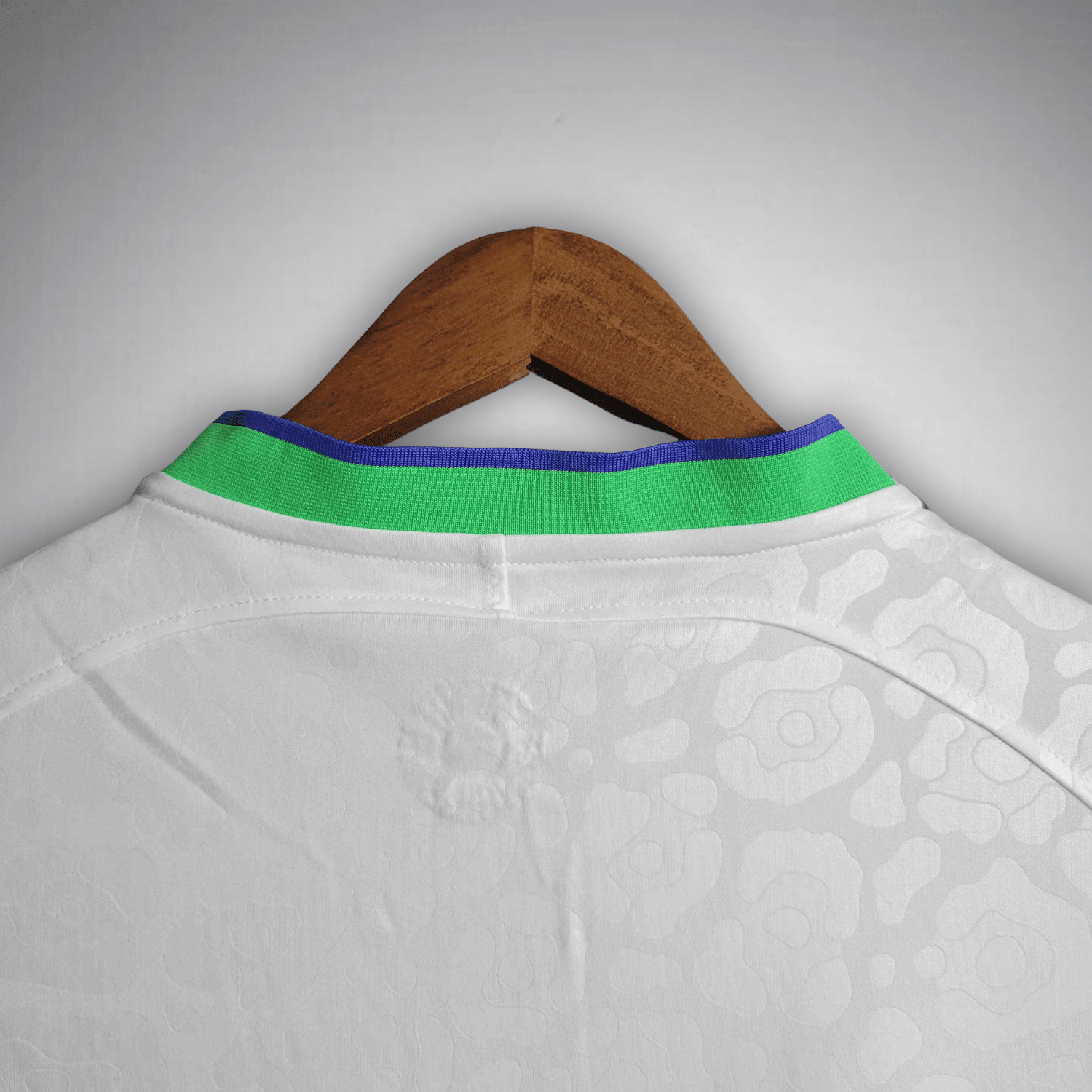 Brazil "Diamante Branco" Premium Kit from FootballPrestige.shop - Premium Concept kits