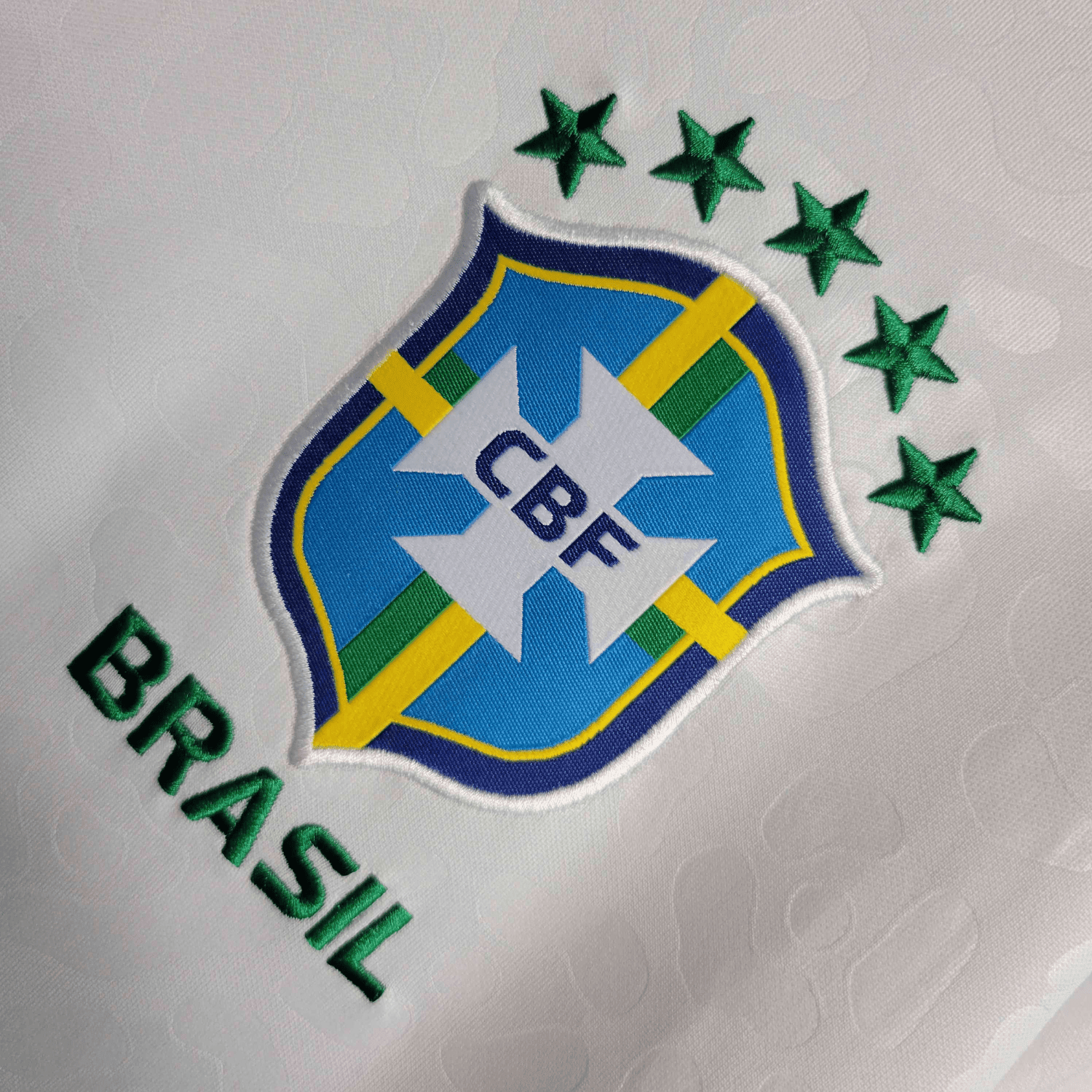 Brazil "Diamante Branco" Premium Kit from FootballPrestige.shop - Premium Concept kits