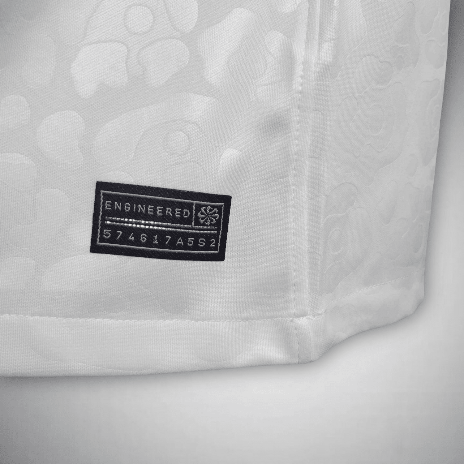 Brazil "Diamante Branco" Premium Kit from FootballPrestige.shop - Premium Concept kits