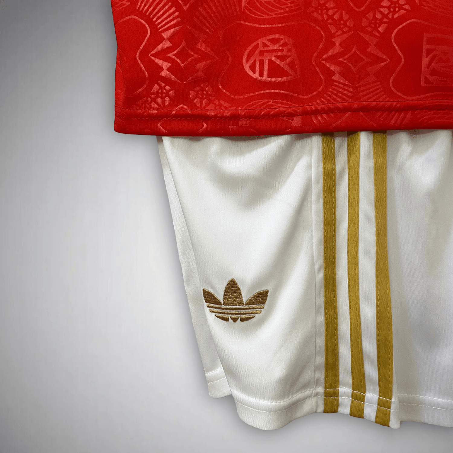 FC Bayern 125 Anniversary Kids Size Kit from FootballPrestige.shop - Premium Concept kits